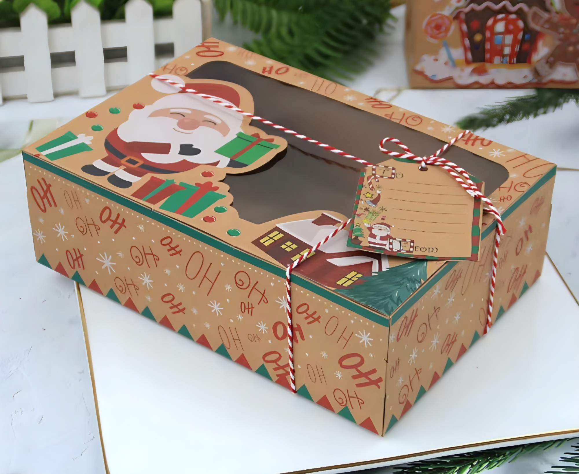 Caja navidad con visor kraft (Carton delgado) 21.8x15x7 cm (5 Unidades)